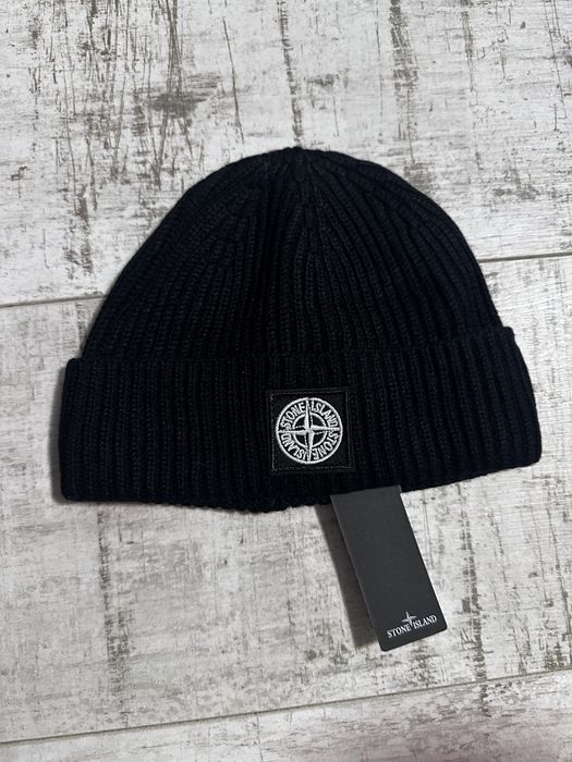 Caciula Stone Island