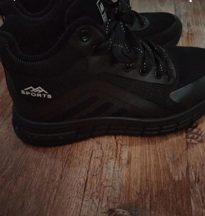 Adidași/sneakers băieți Nr 39
