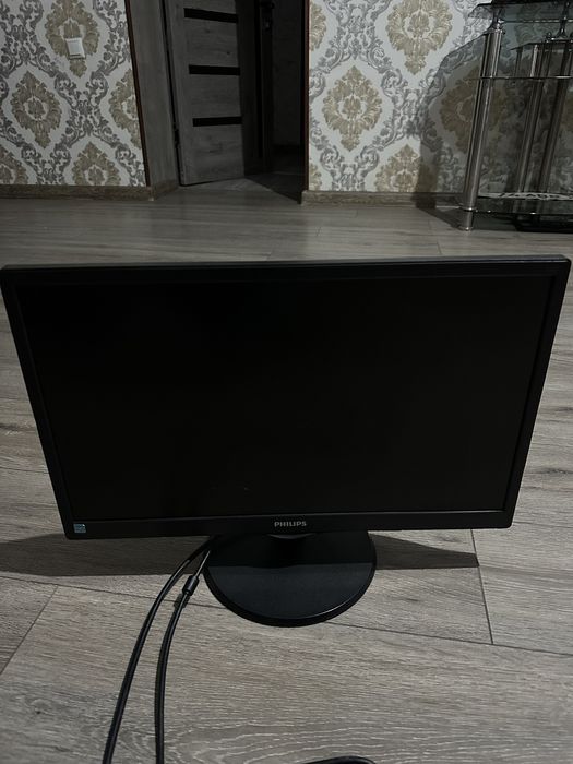 Монитор Philips 60 Герц