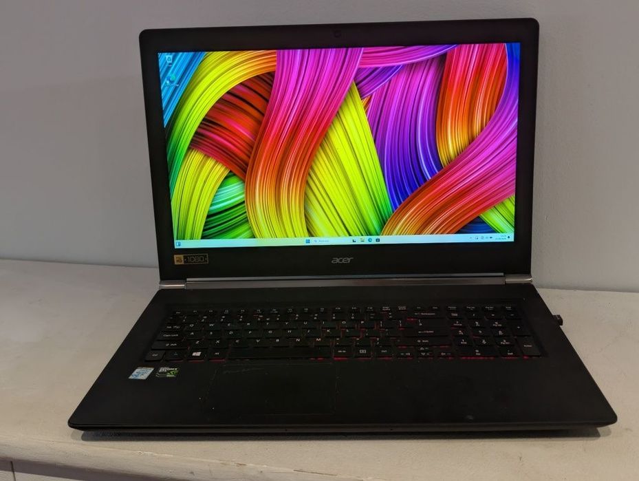 Laptop Gaming HP Nitro 17" 60hz i7-7700HQ Nivida GTX 1050Ti 16GB RAM Windows 10
