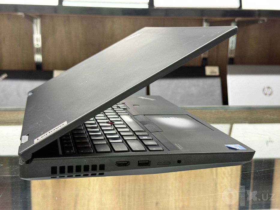 LENOVO ThinkPad P15 Gen 2 i7-11850H 4K OLED tuch RTX A2000 4 Gb 16\256