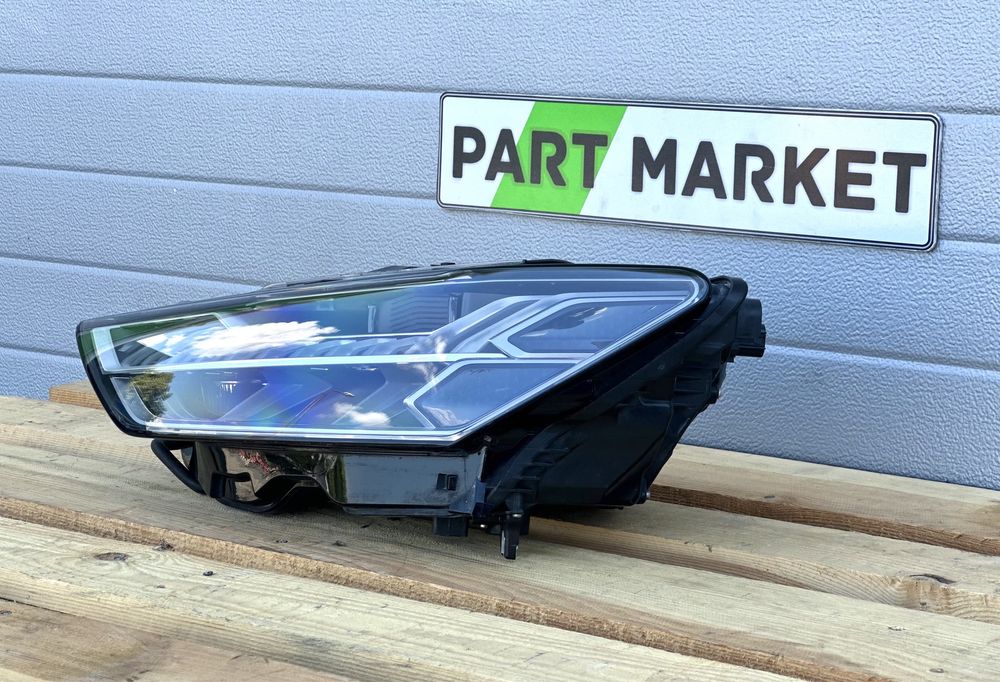 Ляв фар AUDI A7 C8 MATRIX 4K8941035F