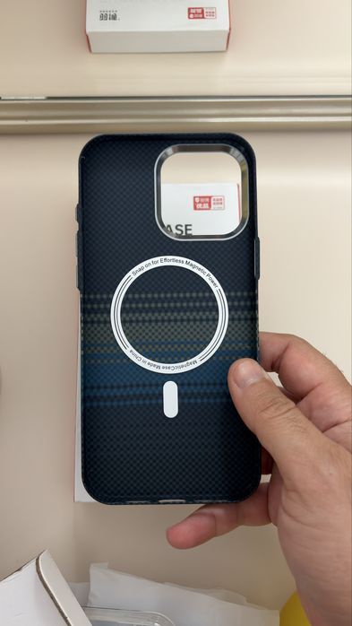 Чехол на Айфон 16 Pro Max с Magsafe