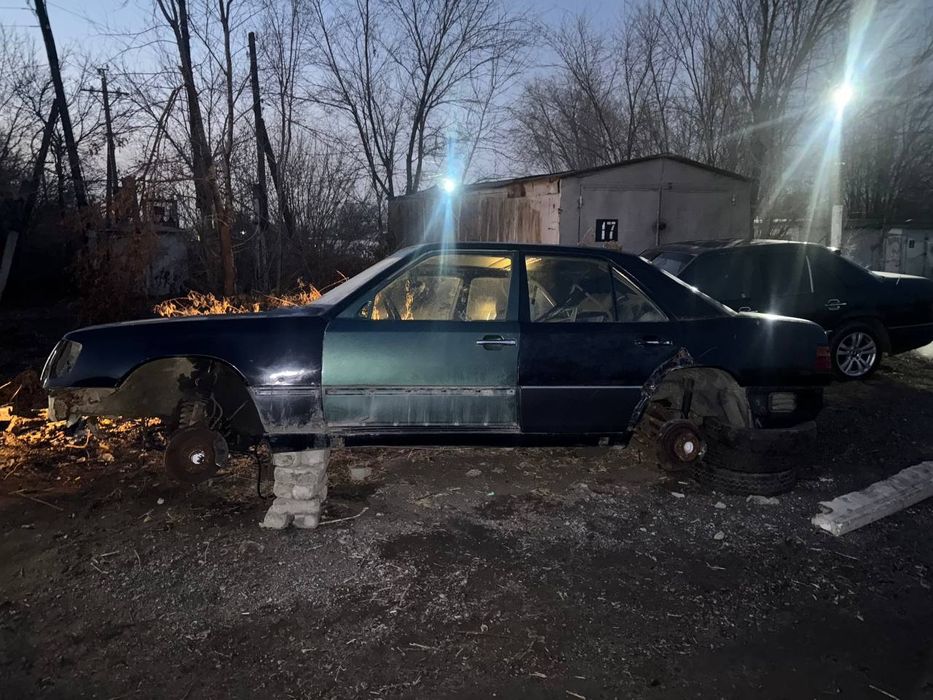 продам 124 мерседес