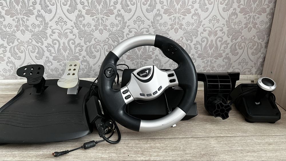 Продам руль для пк игр.