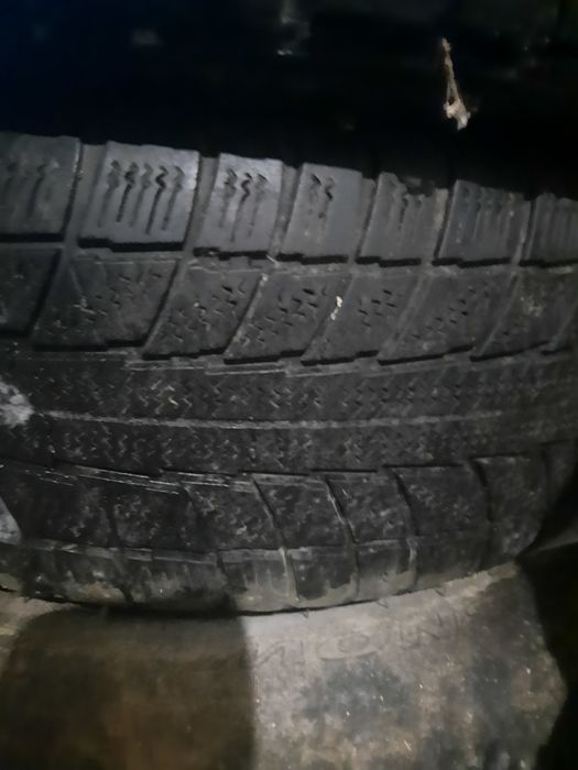 Шины зимние R15 205,/70