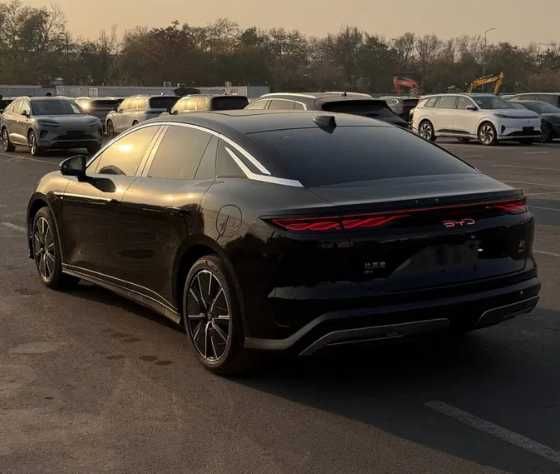 Срочно! BYD Han L 701 км! 1 позиция! 2025г! Черный! Без пробега!