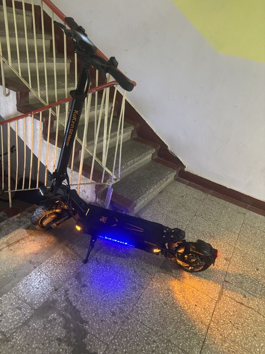 Vand trotineta g2 master 4000 de lei