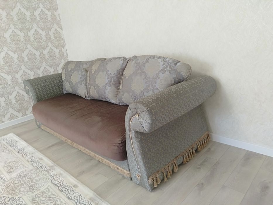 Диван Мягкая мебель
