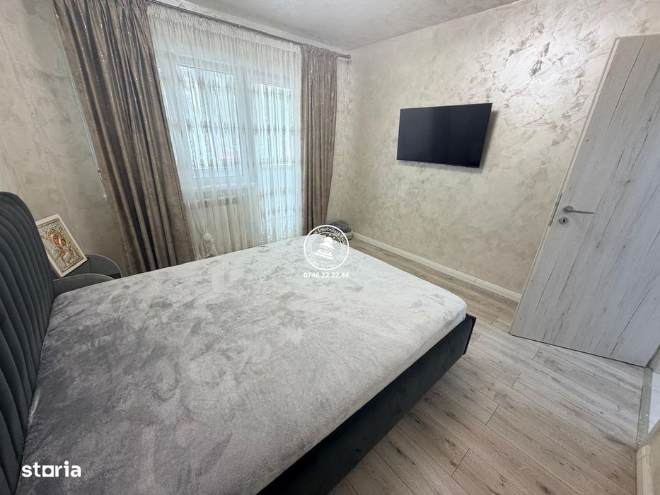 Apartament cu doua camere decomandat Alexandru cel Bun 60 mp