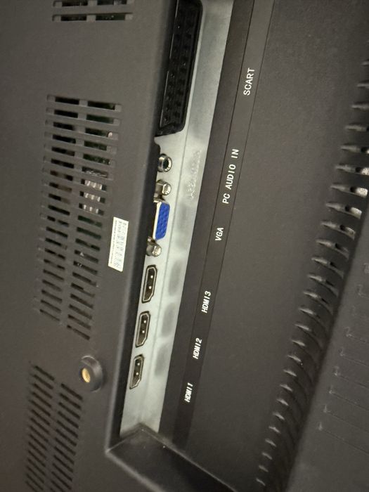 Телевизор LG   В рабочем состояний