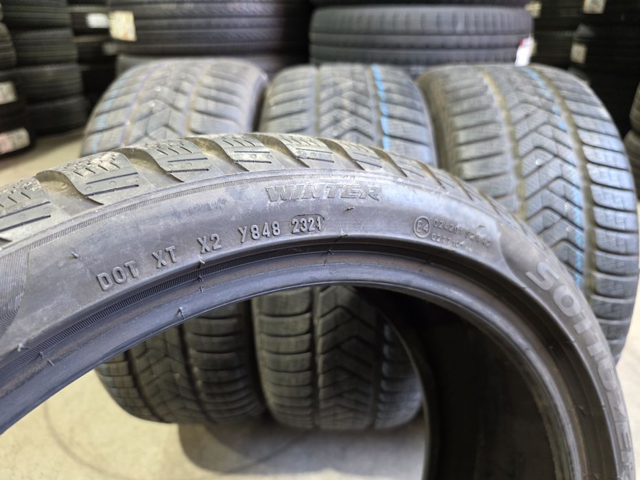 255/35/19//225/40/19 PIRELLI