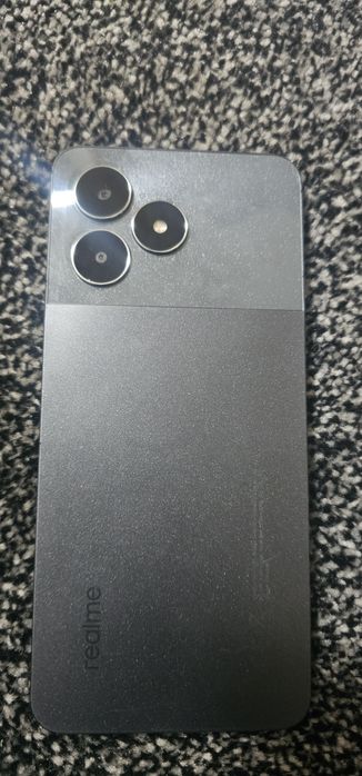 Realme note 50.         .