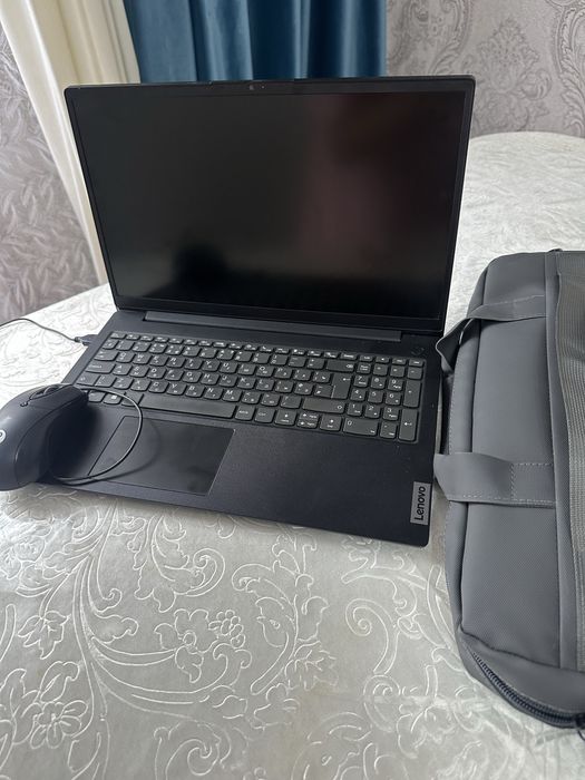 Продаю ноутбук Lenova
