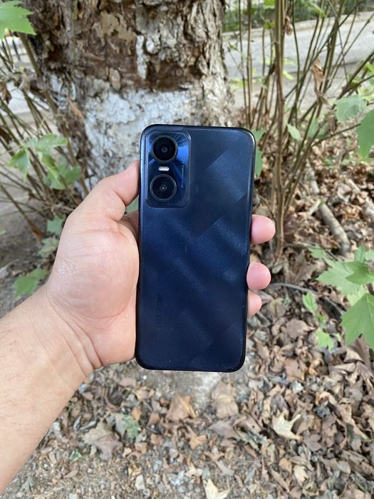 Redmi Tecno 2ta telfon birga sotiladi 450ming