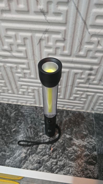 Lanterna crivit 2 lumini pe baterii