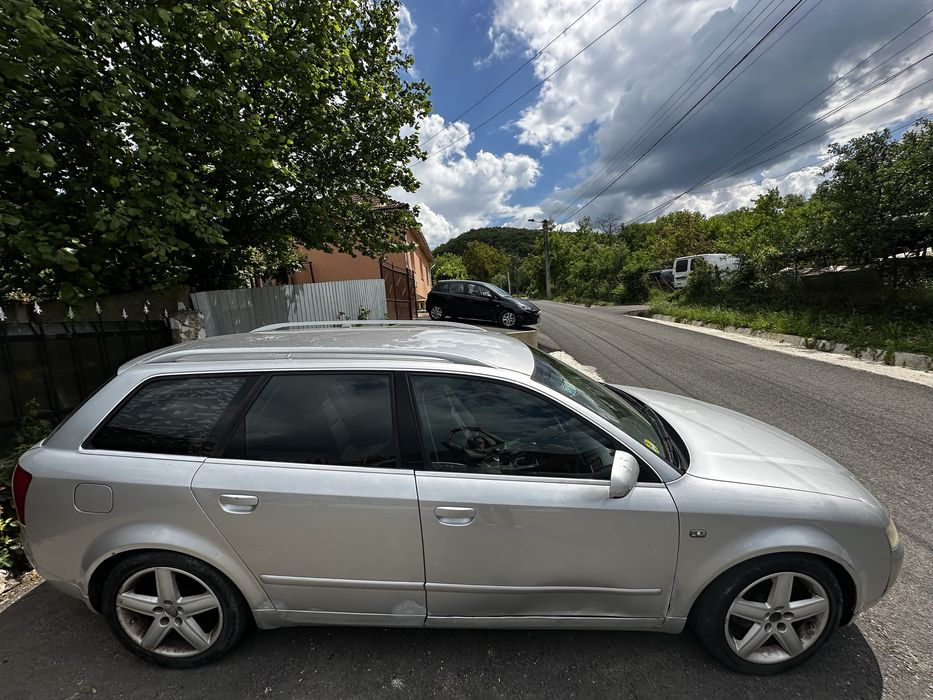 Vând Audi A4 motor 1.9 TDI