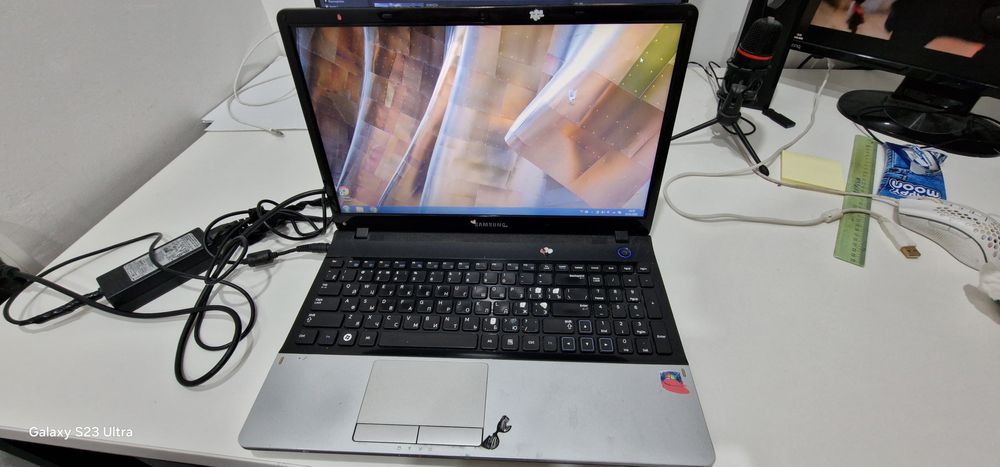 Ноутбук Samsung