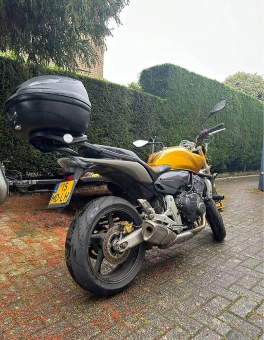 Honda Hornet PC41 25KW