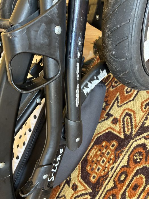 Бебешка количка 3в1 със зимен, летен кош и столче за кола