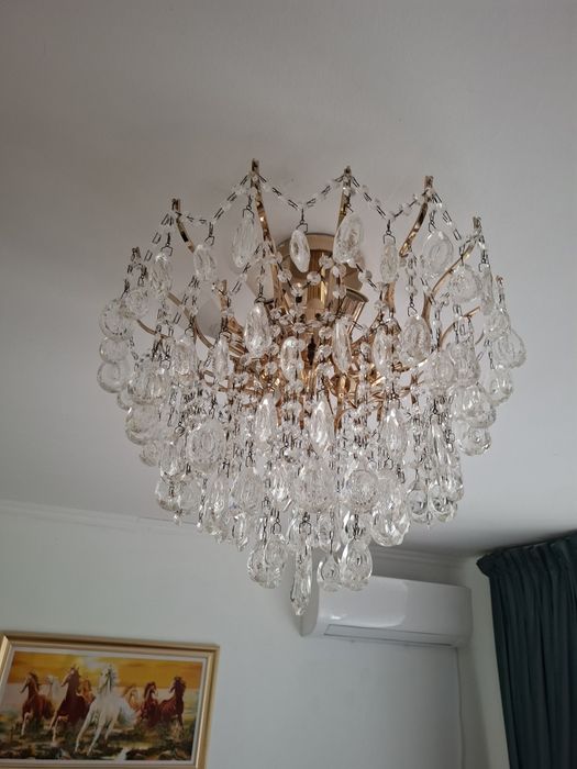 Люстра б/у. Стеклянная.