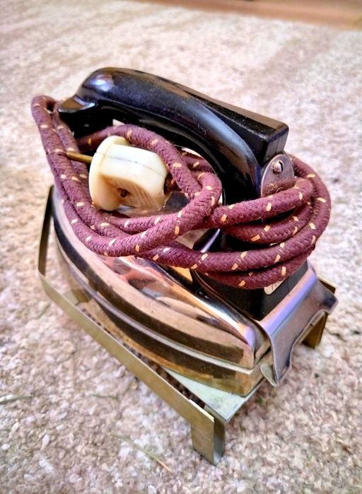 Утюг раритетный рабочий