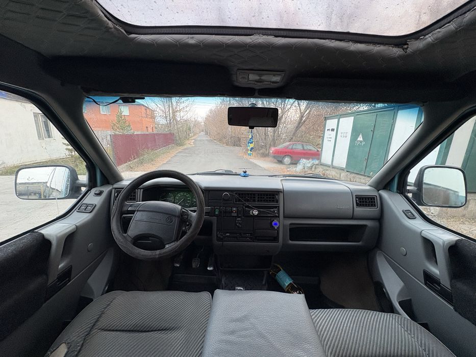 Volkswagen caravelle