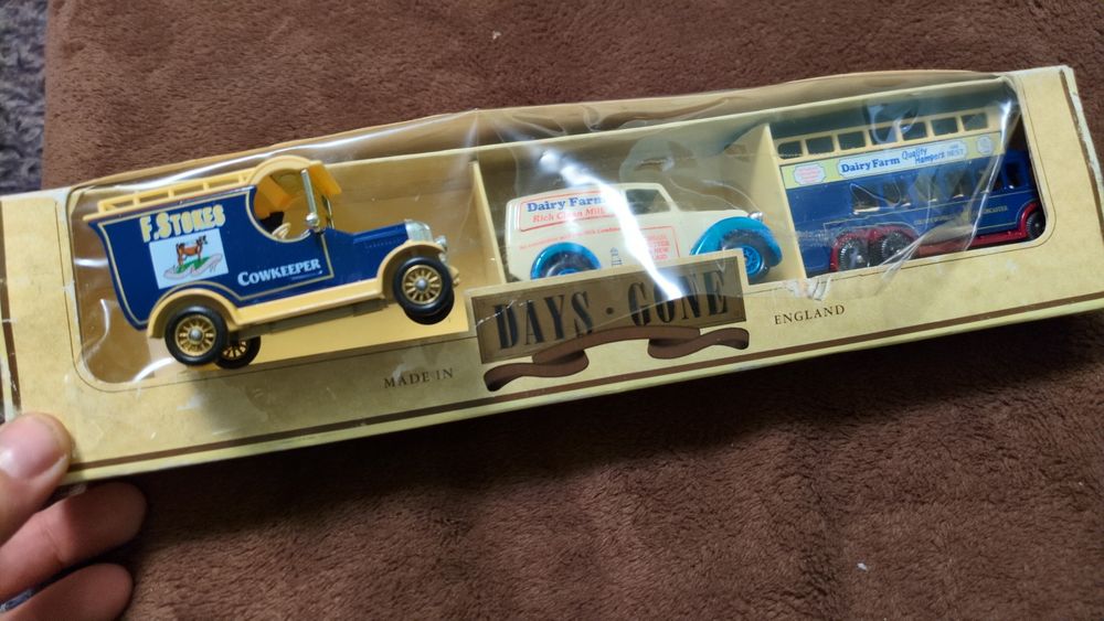 Masinuțe din Metal /Anglia