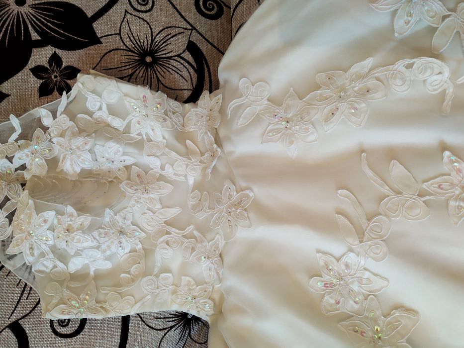 Бальное платье нарядное