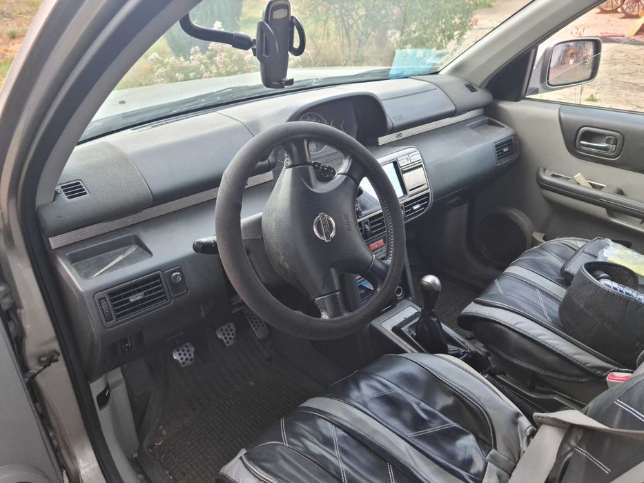 СУВ Nissan X-Trail Т30, бензин