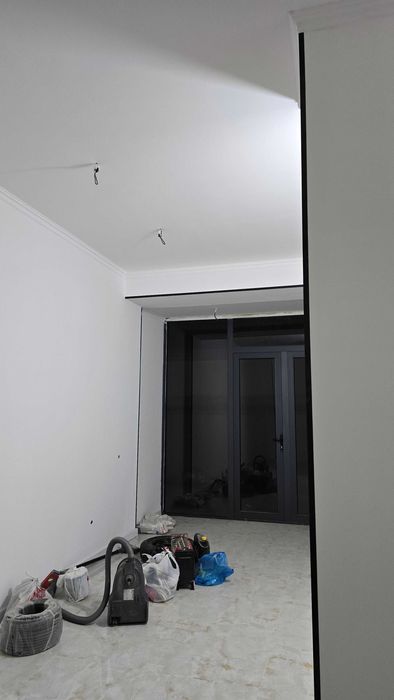 Nejiloy ofis magazin sotiladi