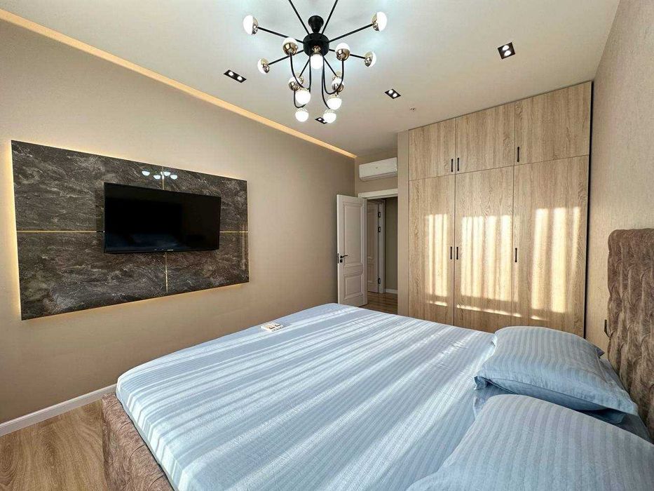 Срочно Продается Квартира Айбек метро 2/2/9 А-2