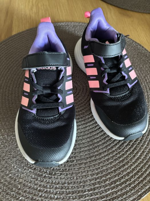 Спортни обувки/Маратонки adidas nike puma hm