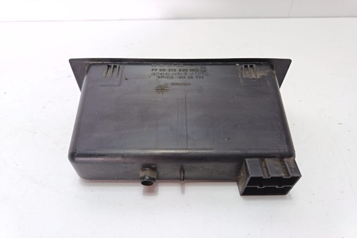 Buzunar depozitare 8200091762 Renault Trafic a 2-a generatie