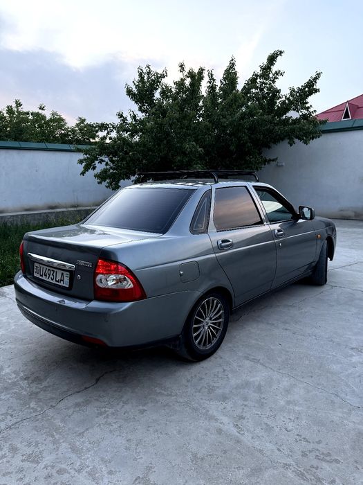 Lada priora 1.6.  2013 sroshniga sotaman naqtga