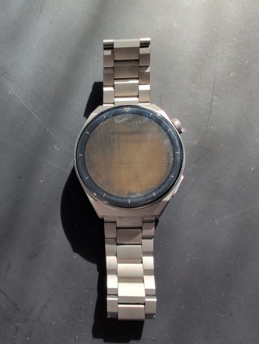 Huawei GT3 Pro ceas smartwatch defect