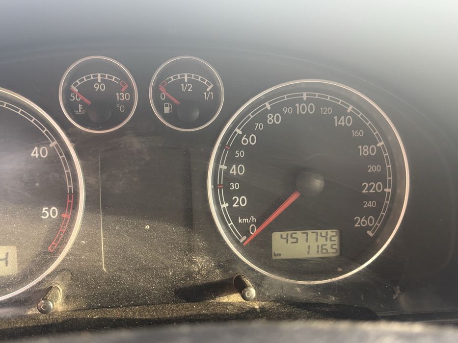 VOLKSWAGEN Passat 0 — imagine 3