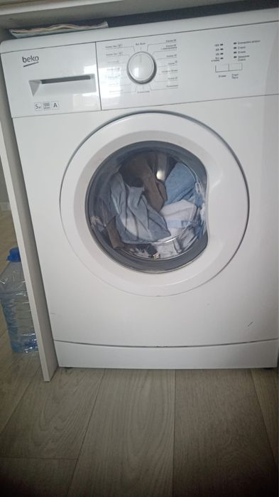 Продам стиральную машинку Beko
