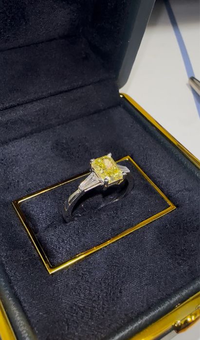 Лаб брилиант золото