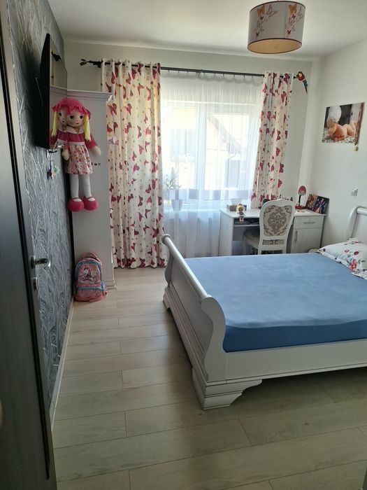 Proprietar, vănd apartament 3 camere, zona tancodrom!