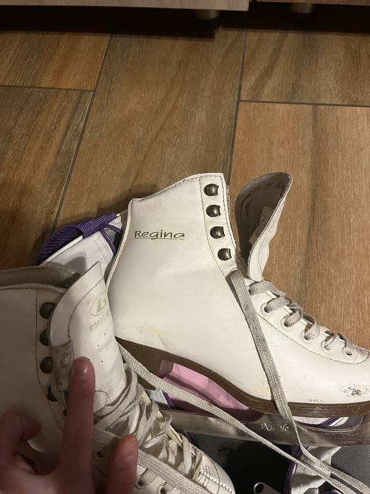 Продам фигурные коньки