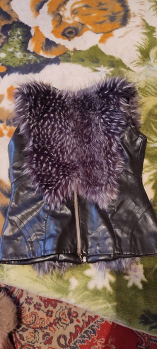 Продам безрукавку