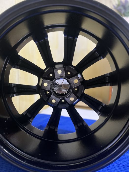 Продам диски от бмв R18