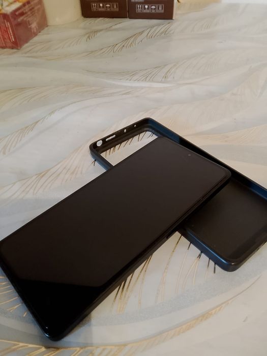 Продается Poco M6 Pro