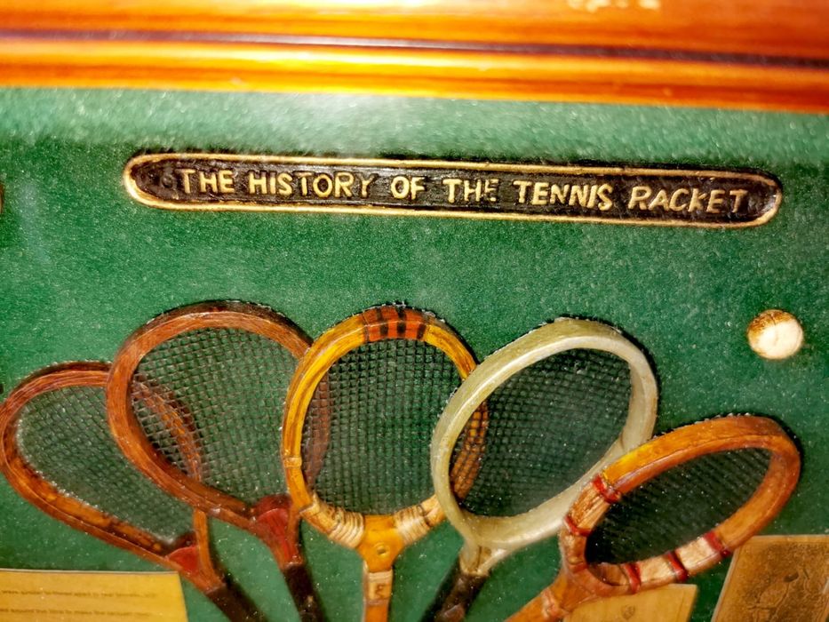 Антикварна тенис картина плакет витрина тенис ракета 1880 - 1950г.