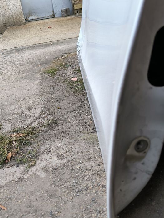 Врата за Tesla ModelY