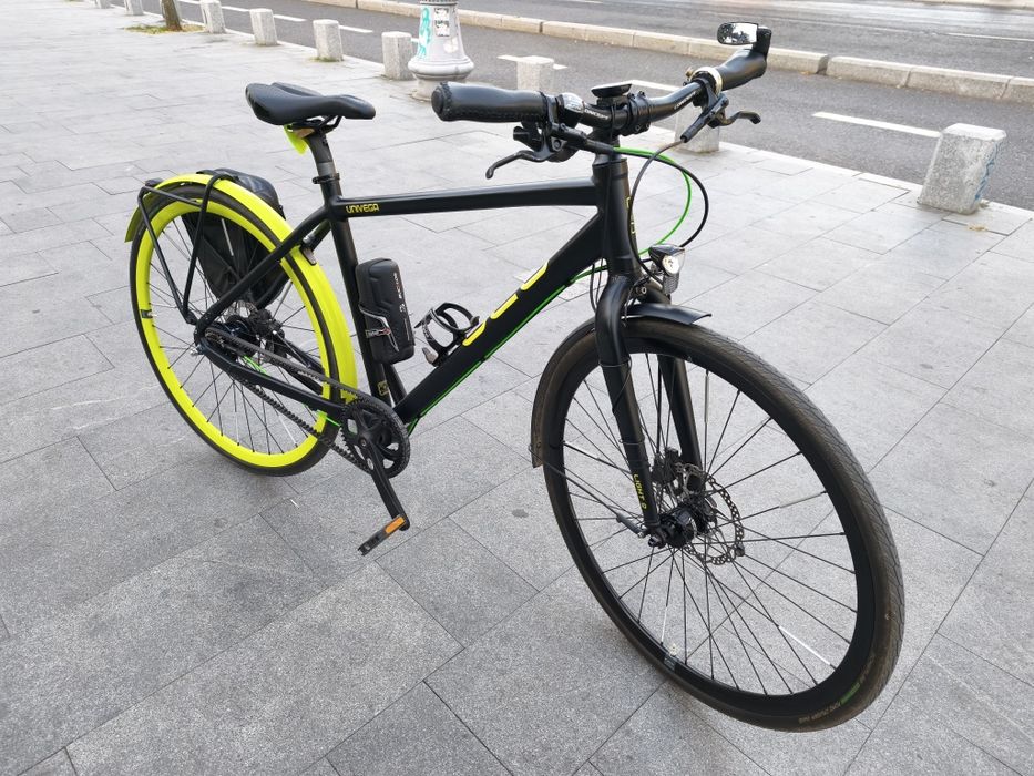 Bicicleta univega geo, Bicicleta pe curea, bicicleta trekking, bicicletă oraș, bicicletă touring, bicicleta Shimano alfine.