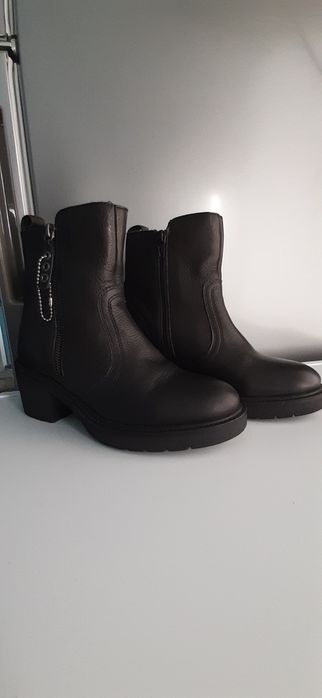 Cizmulițe de damă din piele marcă italiană