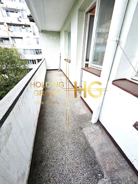 Продава се Четиристаен апартамент в Варна, Чайка - 125 кв.м за 1568 €/кв.м - Снимка #3