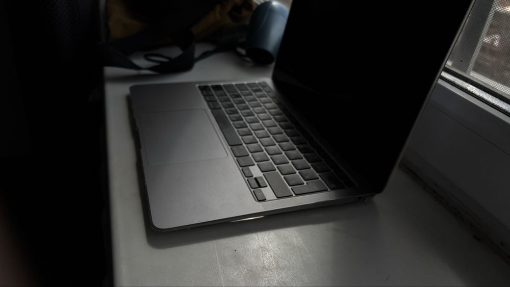 Ноутбук apple 777